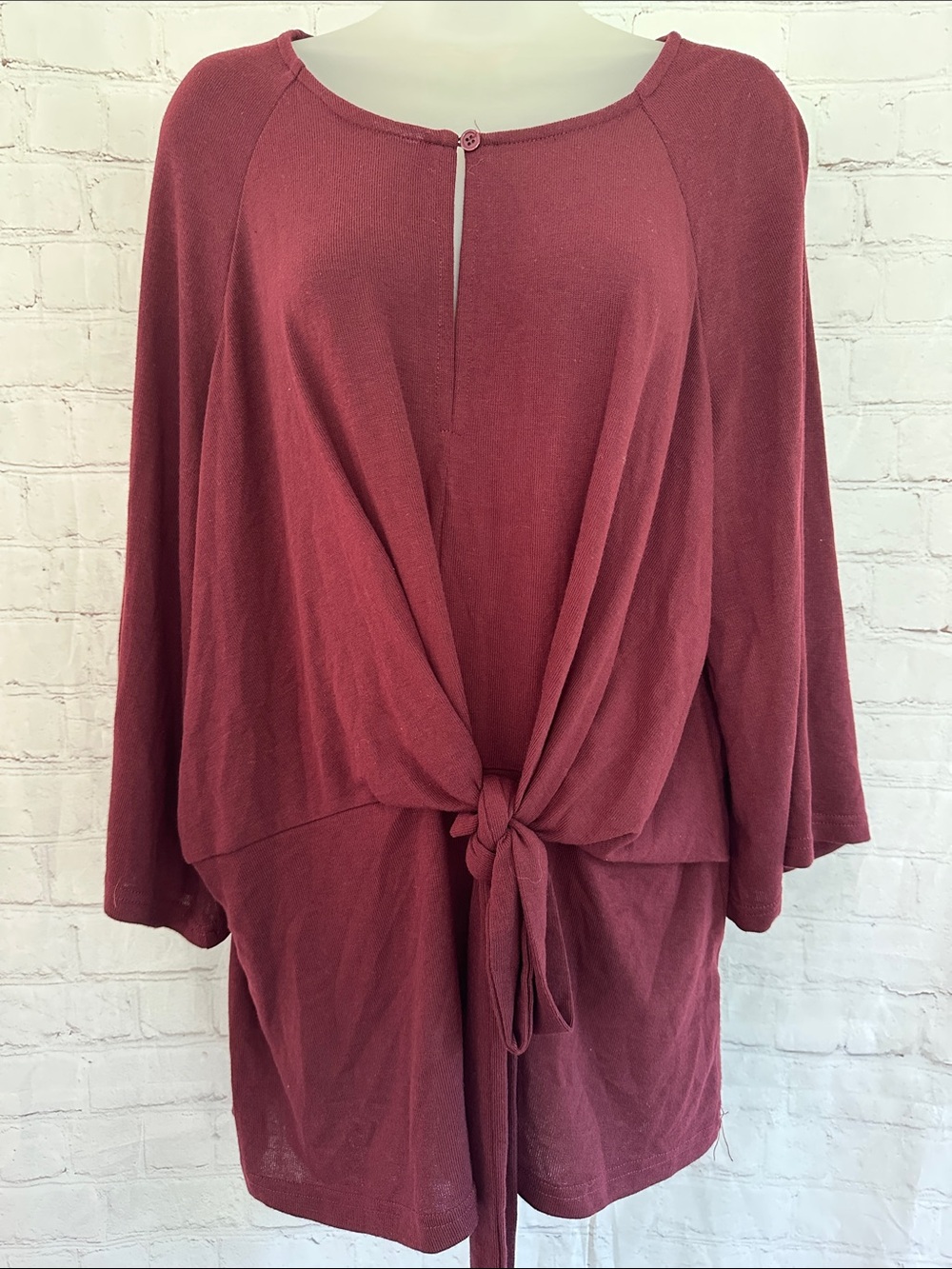 Suzanne Betro Tie-Front Knit Tunic Burgundy size L